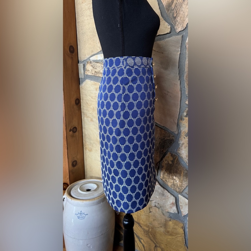 Antonio Melani Geometric Lined Pencil Skirt (14) - Picture 4 of 17